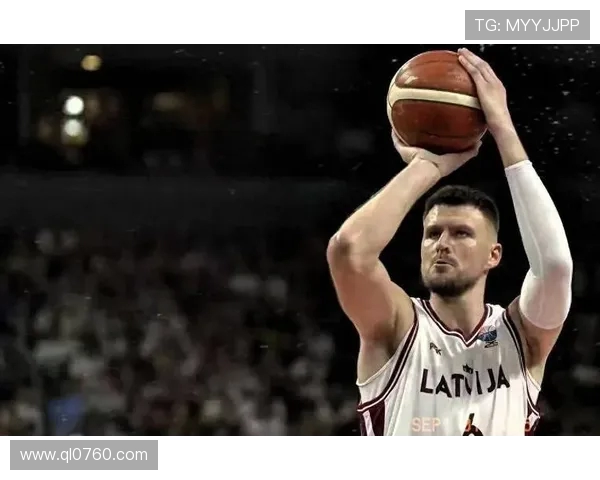 波尔津吉斯高效砍下27分三分精准助球队稳局展现强大内线统治力